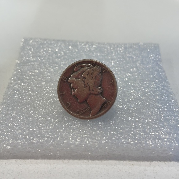 Beautiful Vintage 1941 Silver Dime Tie Pin—EUC - Picture 2 of 4